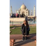 Bhumi Pednekar Instagram - The wonder and I . Still overwhelmed by its beauty ❤️ #tajmahal #agra #morning #love #happiness #wonderoftheworld