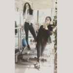 Bhumi Pednekar Instagram - I miss you @samikshapednekar 🙃😘❤️ #Wednesday #WorkIt #pednekarsisters #Love #mytribe #LaFamilia #throwback
