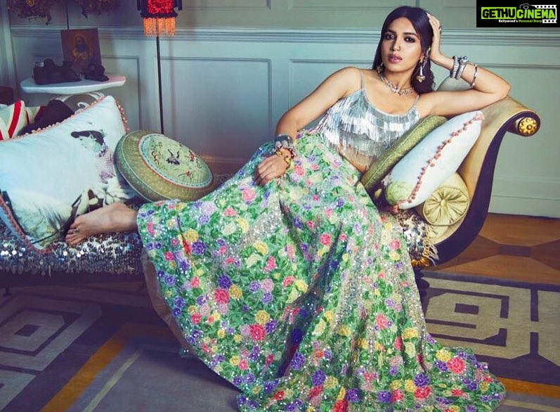 Bhumi Pednekar Instagram - Hey little fighter,things are getting brighter ⭐️ @khushmag #Unstoppable #Independent #Photoshoot #Shootlife #Power #Courage #📸 #Covergirl #DecemberCover #khushmag #weddingtimes