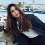 Bhumi Pednekar Instagram - Oblivion !!! Shot by @druven #musing #beautifuloblivion #parisrendezvous #poser #paris ❤️