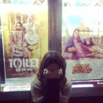 Bhumi Pednekar Instagram - Goodmorning world 🙏🏻 Woke up feeling grateful and happy.Thats me hiding my tears of joy.Thank you for all the love #Gratitude #Overwhelmed #toiletekpremkatha #ShubhMangalSaavdhan