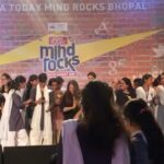 Bhumi Pednekar Instagram - What an experience it was just talking,dancing and laughing with all of you at the #indiatodaymindrocks2017 summit. More power to our country and our youth 🙏🏻 Thank you Team India today for having me over ❤️