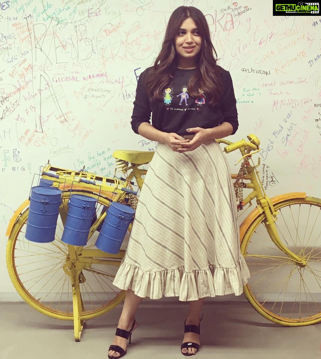 Bhumi Pednekar Instagram - Promoting #ShubhMangalSaavdhan at Facebook India wearing @themerakiproject Managed by @hmehta75,styled by @aasthasharma612,assisted by @aditiagrawal12 @iammanisha,Makeup by @makeupwali,Hair by @nivatesurekha