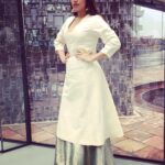 Bhumi Pednekar Instagram - In a #ShubhMangalSaavdhan kinda mood ❤️Managed by @hmehta75,styled by @aasthasharma612,assisted by @iammanisha,Makeup by @makeupwali,Hair by @nivatesurekha