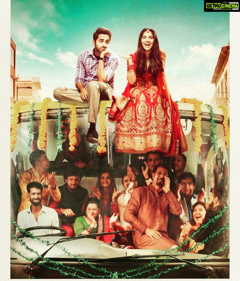 Bhumi Pednekar Instagram - Bus full of happiness ❤️ #laddoosong out now @ayushmannk #ShubhMagalSaavdhan