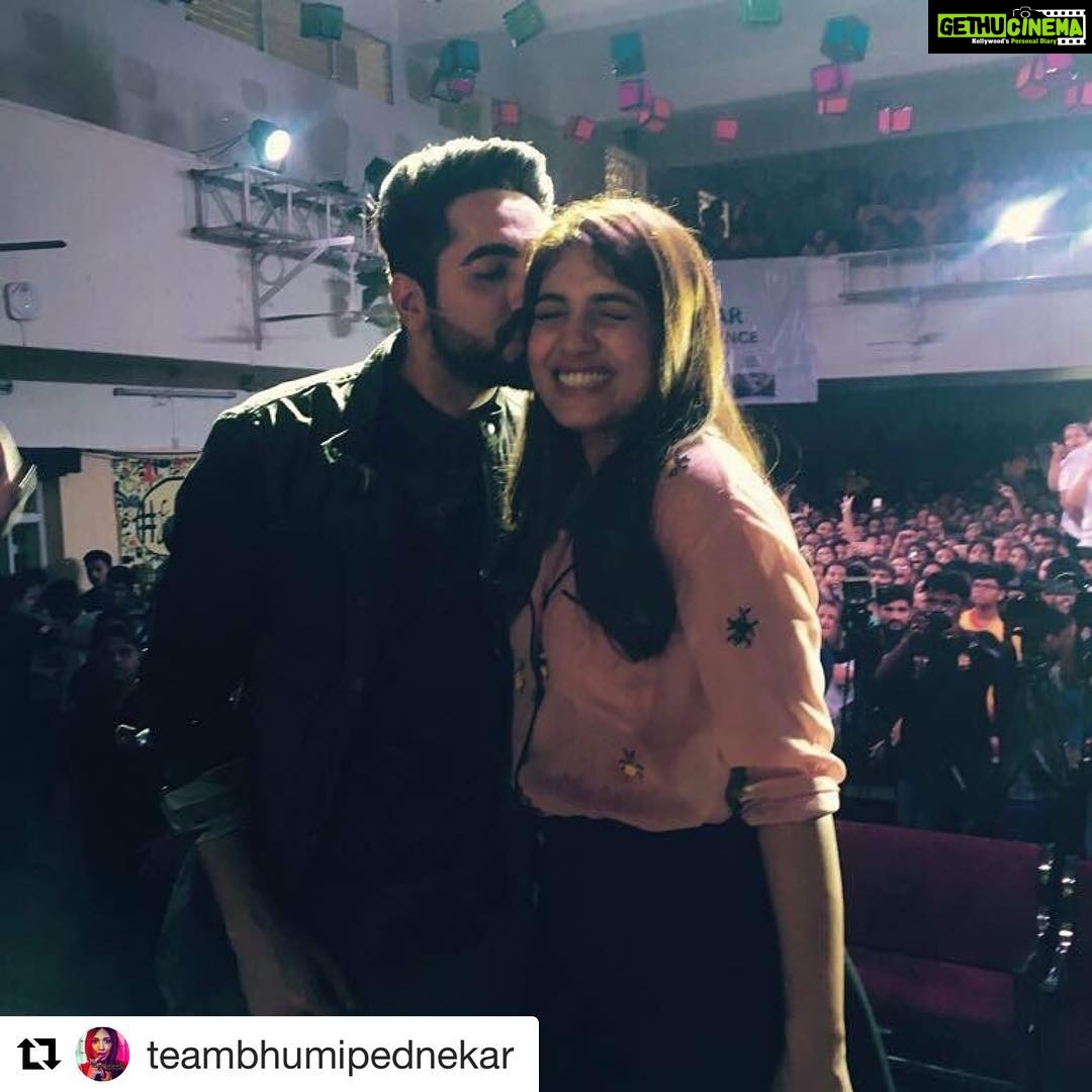 Bhumi Pednekar Instagram - You guys are the most amazing @teambhumipednekar ❤️ #Repost @teambhumipednekar (@get_repost) ・・・ Bhumi Pednekar and Ayushmann Khurrana 😍 while promotions of #ShubhMagalSaavdhan @psbhumi @ayushmannk @yashrajfilmstalent #BhumiPednekar