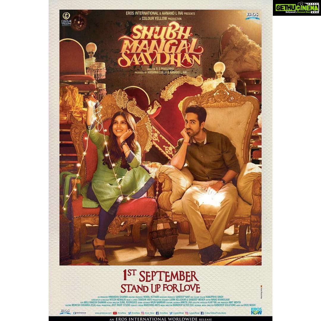 Bhumi Pednekar Instagram - मुदित it's time to stand up for love, ab toh smile kar do! 💕😊#ShubhMangalSaavdhan's 2nd poster! @ayushmannk @aanandlrai @krishikalulla #RSprasanna