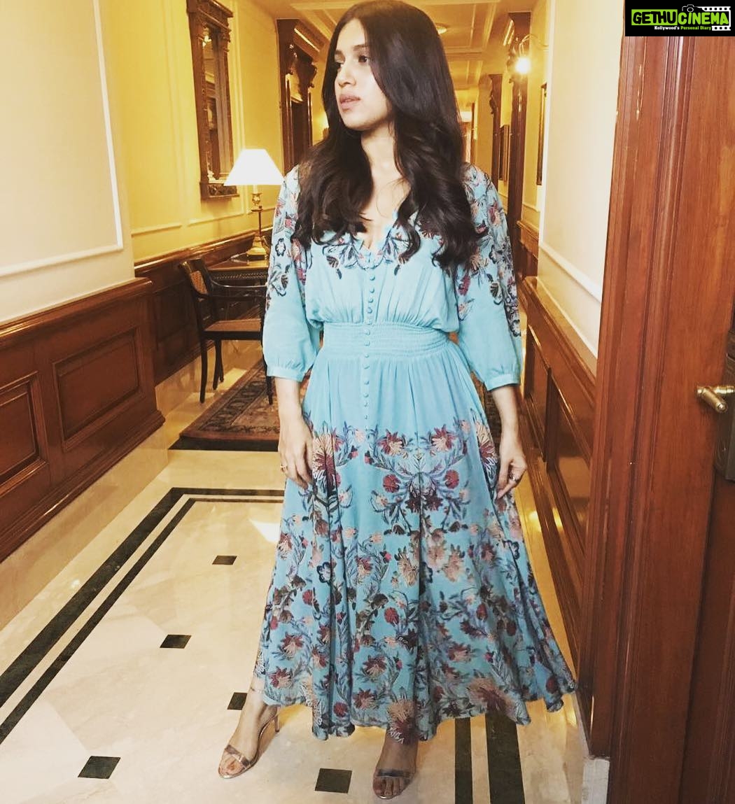 Bhumi Pednekar Instagram - Pretty and twirly is how this @hemantnandita dress made me promoting #toiletekpremkatha ❤️ Managed by @hmehta75,styled by @aasthasharma612,assisted by @iammanisha,Makeup by @makeupwali,Hair by @nivatesurekha