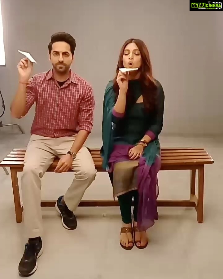 Bhumi Pednekar Instagram - क्या आप तैयार है, हमारे #RocketSaiyyan के लिए? 🚀😉 @ayushmannk #PrasannaRS @eros_now