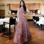 Bhumi Pednekar Instagram - Blushing away in @svacouture for the #ShubhMangalSaavdhan trailer launch. Managed by @hmehta75,styled by @aasthasharma612,assisted by @iammanisha,Makeup by @makeupwali, Hair by @nivatesurekha #prettyinpink