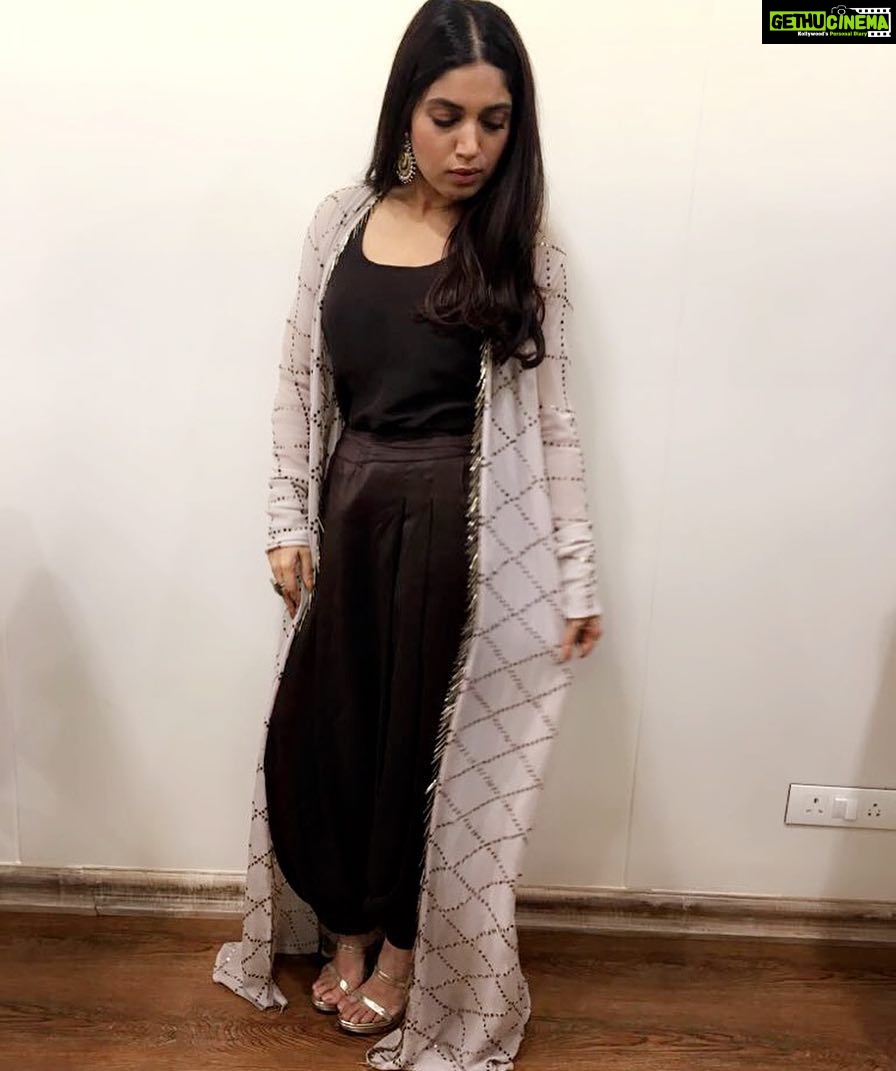 Bhumi Pednekar Instagram - All dressed for #danceplus3 in @payalsinghal ❤️ Managed by @hmehta75,styled by @aasthasharma612,assisted by @iammanisha,Makeup by @makeupwali,Hair by @nivatesurekha #toiletekpremkatha #TEPKpromotions