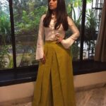Bhumi Pednekar Instagram - Breathe and be calm🙏🏻Dressed for our press conference in @payalkhandwala Managed by @hmehta75 Styled by @aasthasharma612 ,Assisted by @iammanisha Makeup @makeupwali Hair @nivatesurekha #toiletekpremkatha #TEPKpromotions