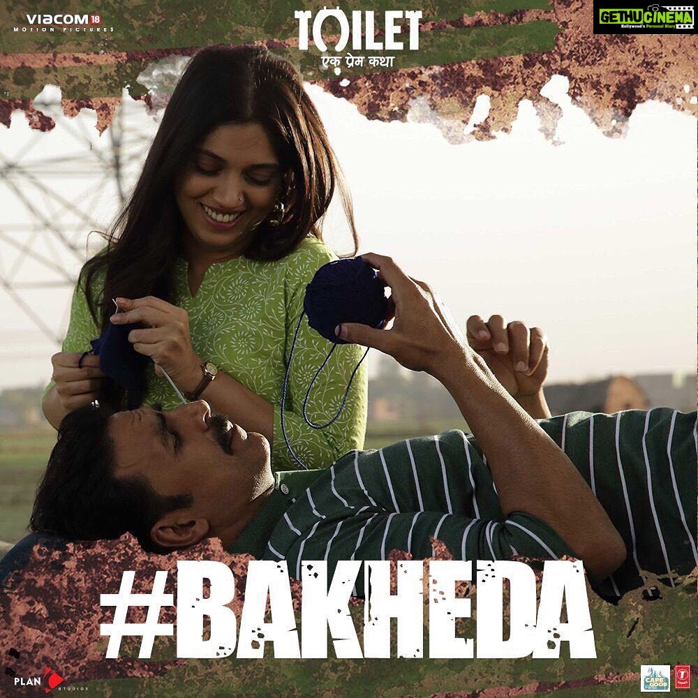 Bhumi Pednekar Instagram - Falling in love is easy..staying in love is tough #Bakheda coming soon ❤ @akshaykumar