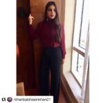 Bhumi Pednekar Instagram - #Repost @niharikabhasinkhan21 (@get_repost) ・・・ Slaying @psbhumi (Bhumi Pednekar) in @madison_onpeddar top Earrings by @aquamarine_jewellery All put together by @niharika69 Assistants @ria__kapoor @tasneemabrar With @yrf for the promotions of @toiletthefilm #bollywood #beautiful #elegant #bhumipednekar #toiletekpremkatha #niharikakhan #bershka #stylejob
