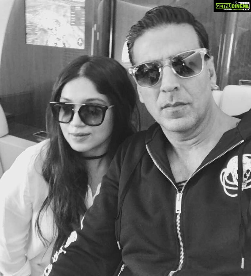 Bhumi Pednekar Instagram - With a lot of pride we start our journey to bring our Prem Katha to you.It all begins today @akshaykumar @ToiletTheFilm #swachhazaadi #delhi #gratitude