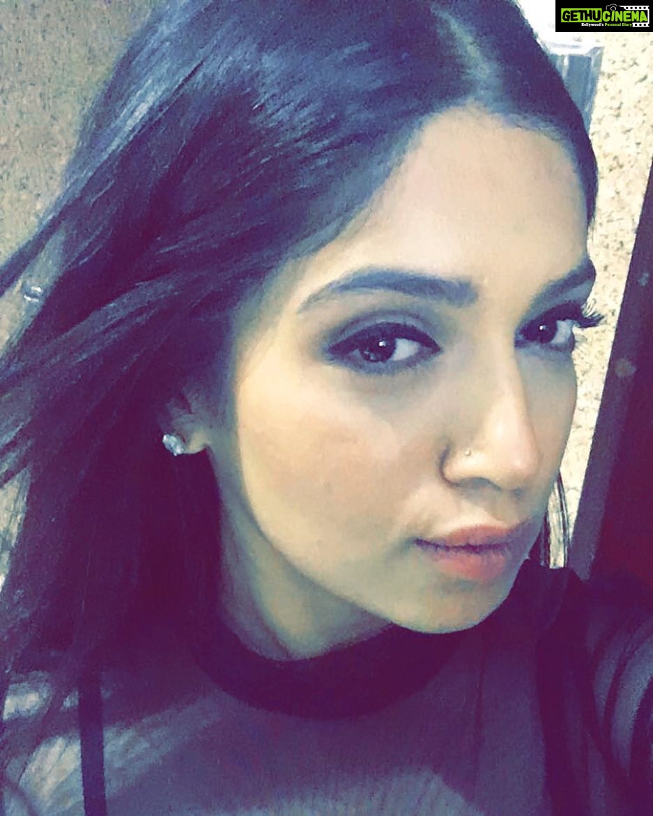 Bhumi Pednekar Instagram - Just for feels✌🏻#narcissistnot #saturdayvibes #delhi