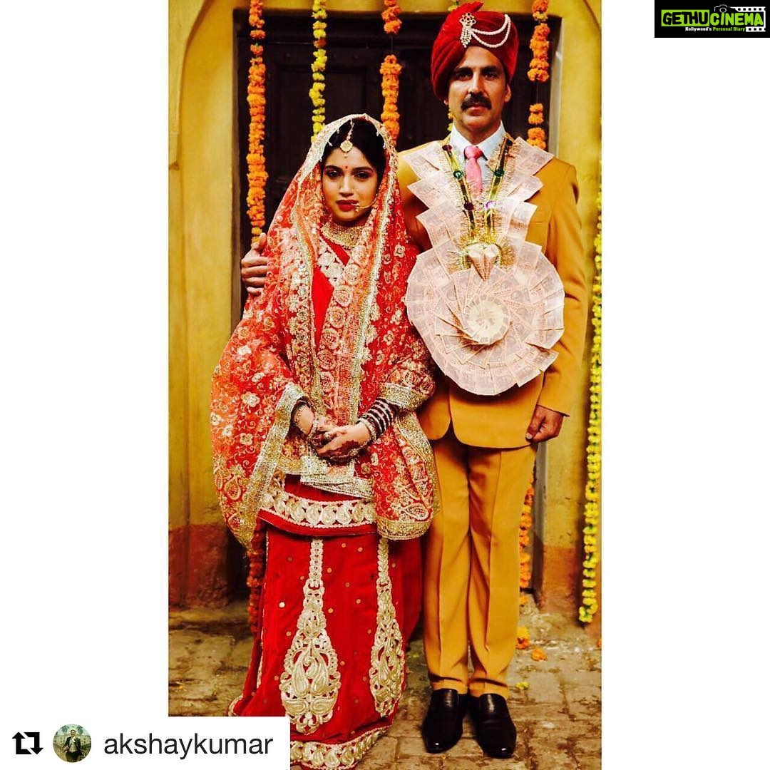 Bhumi Pednekar Instagram - #Repost @akshaykumar with @repostapp ・・・ With the wrap of #ToiletEkPremKatha treating you guys to a still from the film...Keshav and Jaya's unique love story coming to you on June 2 :)