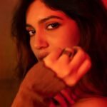 Bhumi Pednekar Instagram - ब्राउन कुडी 💋 . . . . . #friday #weekend #maskup #mood #goodnight #love #bhuMe