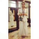 Bhumi Pednekar Instagram - All dressed for @splashindia .What a fun fun night it was @razabeig. Totally Digging the new collection. #FabFashion #AmazingParty #GreatPeople. @toastevents_in you guys really know how to do it 👊🏻. Styled by @shainanath ,makeup @tush_91 hair poonamsolanki