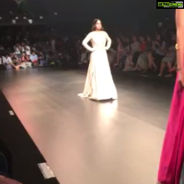 Bhumi Pednekar Instagram - Mahal en Maroc..love the collection @SVAcouture #parasandsonammodi #lakmefashionweek #sva styled by ❤️ @shainanath