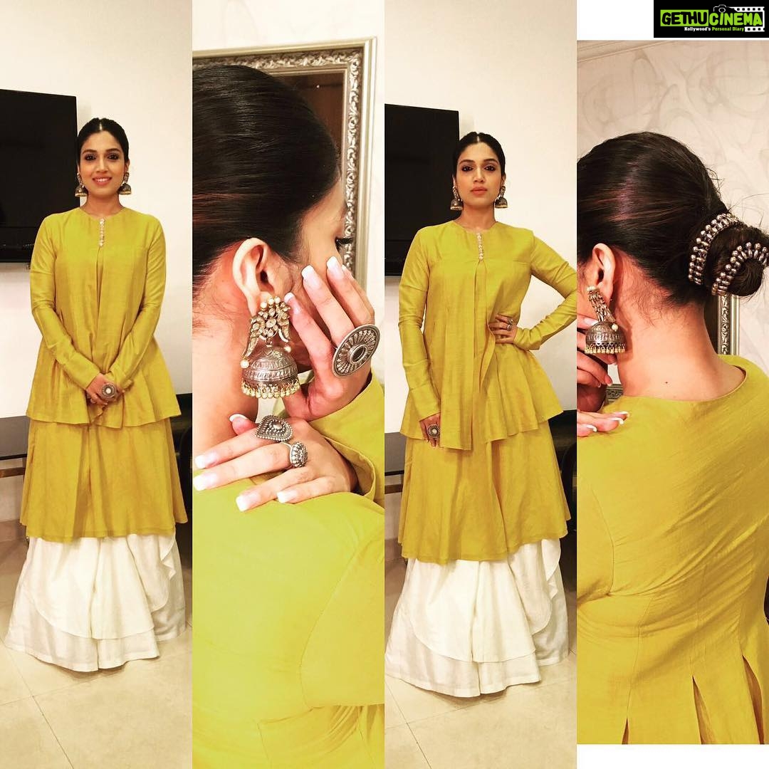 Bhumi Pednekar Instagram - Love love..ready for manish's show ❤️❤️ styled by @shainanath hair @mr.evrus #fashiontalks #manishmalhotra ❤️🙏🏻