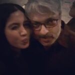 Bhumi Pednekar Instagram - What a fun fun night it was..congratulations on all your wins sir.#bigwin #bajiraomastani #genius 🙏🏻🙏🏻🙏🏻