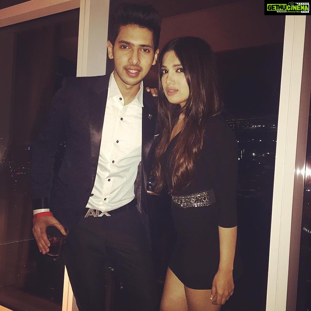 Bhumi Pednekar Instagram - #Repost @armaanmalik22 with @repostapp. ・・・ With this cutie @psbhumi 🌹😘