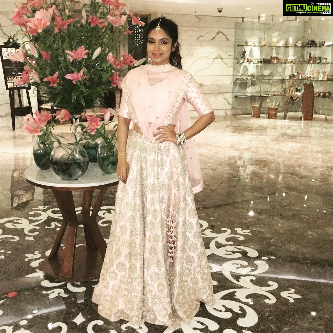 Bhumi Pednekar Instagram - Feel so pretty in pink #happygirlsaretheprettiest #manavwedsaakriti @shainanath ❤️❤️❤️