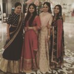 Bhumi Pednekar Instagram - The girlies ready to kill the baraat.. #manavwedsaakriti #happyfaces #dressedtokill #happygirlsaretheprettiest @drsaks @samikshapednekar
