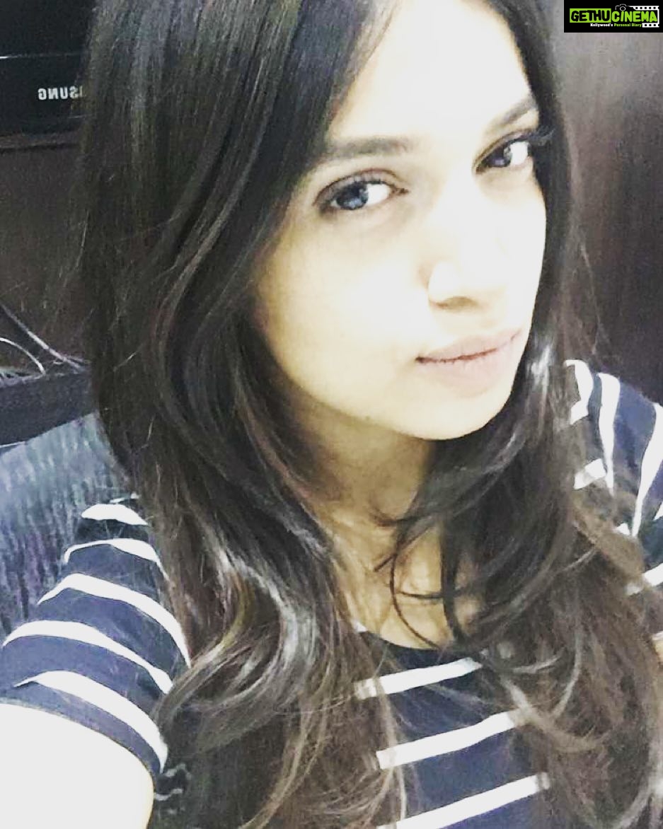 Bhumi Pednekar Instagram - Hello there..feeling a little different..becoming something else..life of an actor #ilovemywork #love #happiness