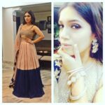 Bhumi Pednekar Instagram - Chetas ki shaadi..all dolled up for my special Dj's wedding #djchetaskishaadi .Styled by @shainanath