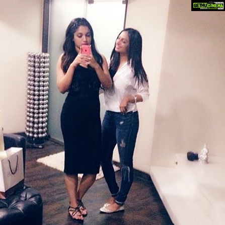 Bhumi Pednekar Instagram - @rubina.bajwa I miss you 😭😤 ...so both my non basic ❤️'s are continents away.Thank God for FaceTime girlfriends😢@shermeenk620 #NothingBasic #FamBam #MainCrew