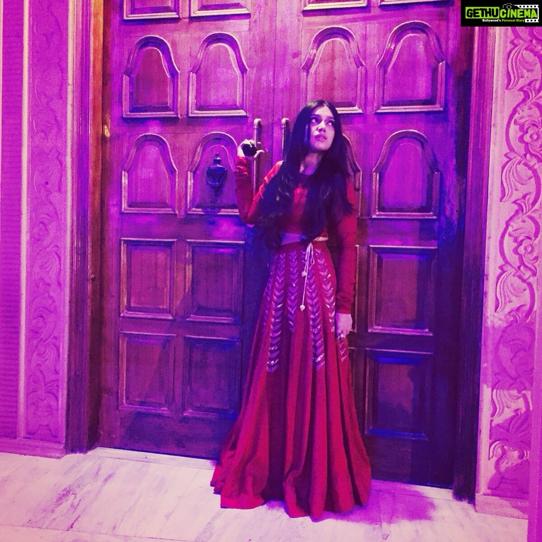 Bhumi Pednekar Instagram - Happy diwali !!! Be happy..be safe..be sparkling #happydiwali
