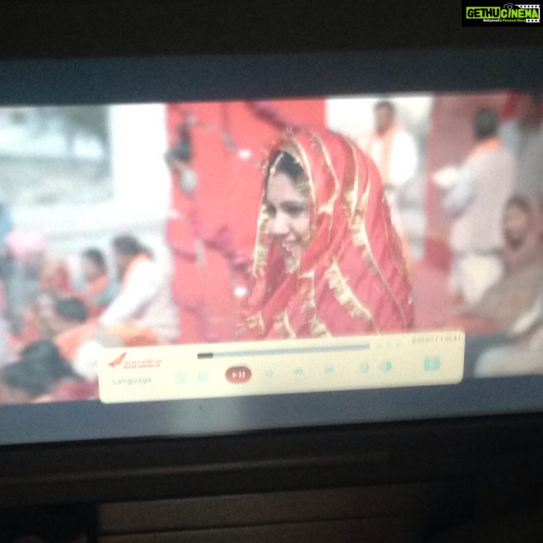 Bhumi Pednekar Instagram - Too much of me.. in flight entertainment #dumlagakehaisha #GirlsRuleTheWorld #australiadiary #happytraveller #gratitude