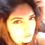 Bhumi Pednekar Instagram – Hmmm…things girls do when bored.. #trafficselfie