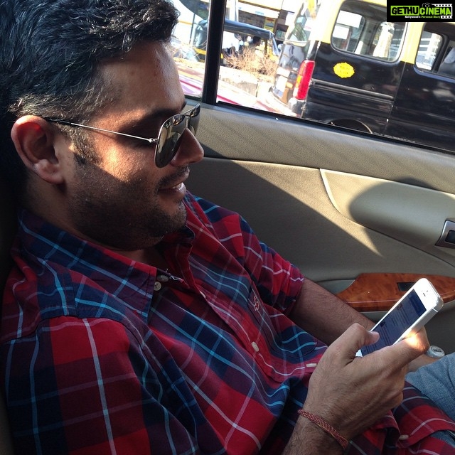 Bhumi Pednekar Instagram - Our director,travel buddy,superman presenting sharat katariya...the man who put in all the Dum in #dumlagakehaisha .. #dlkh #yashrajfilms#movies#superdirector#writer#buddy#loveandrespect#collestkidontheblock