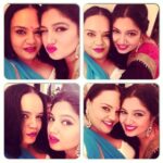 Bhumi Pednekar Instagram - Eid happiness...but first let me take a selfie...#love#family#friends#unconditionallove#qawalinight#dolledup#madness#sisterhoodofeveryfestival#loveindia#madnight