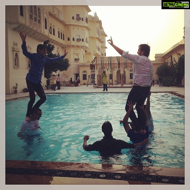 Bhumi Pednekar Instagram - #bigfatgoluwedding #boyswillbeboys#alsisar#mahal #pool#party#love