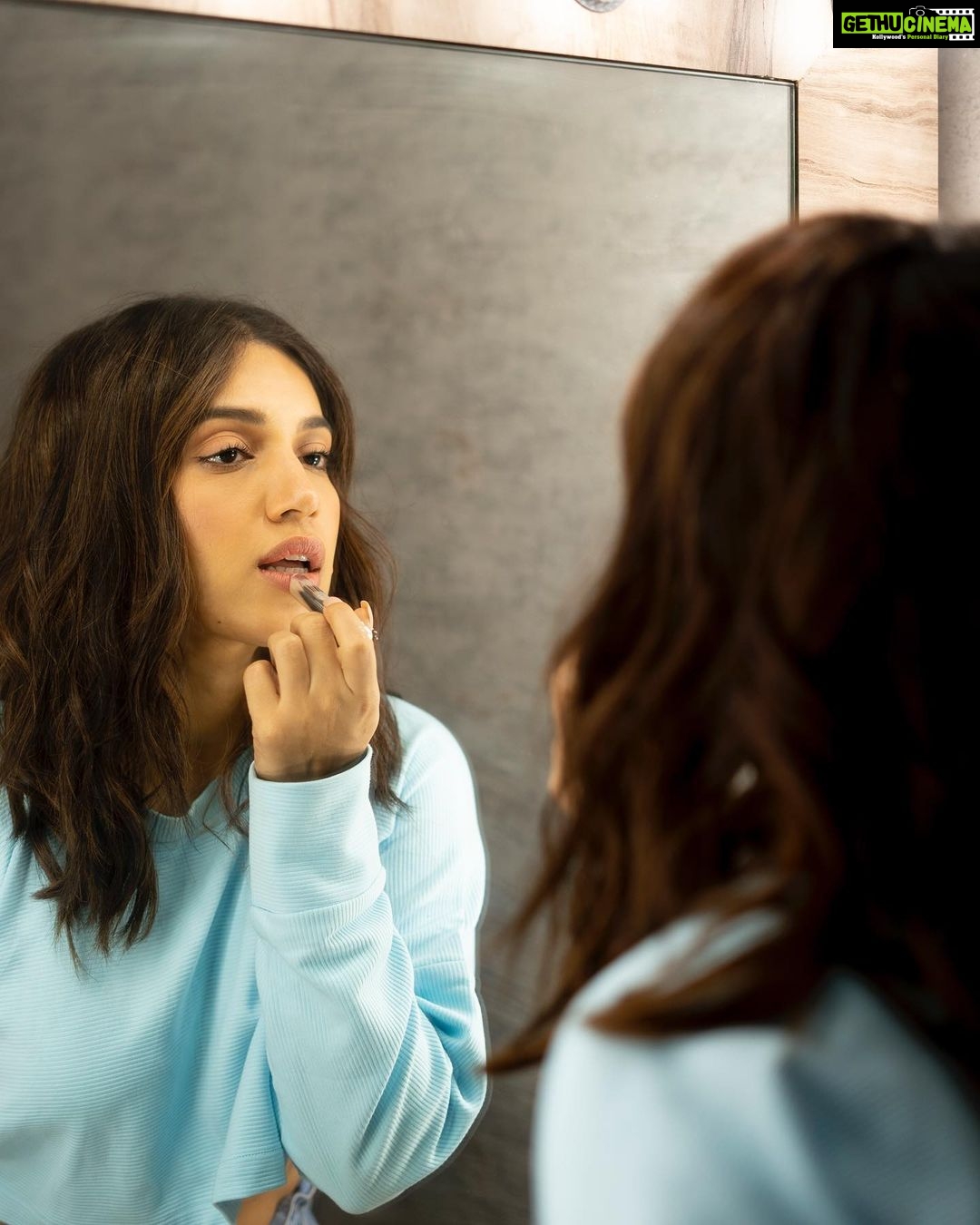 Bhumi Pednekar Instagram - Moody baby! . . . #Hello #Instafam #love #gratitude #goodmorning #tuesday