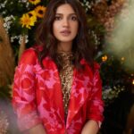 Bhumi Pednekar Instagram - Paradise 💋 . . . Image 1 Honeycomb jacket as dress by @431_88, camouflower pink jacket by @kshitijjalori Image 2 Full look @ritukumarhq, necklace @miabytanishq Content Director & Editor: @kamna.malik Photographer: @kay_sukumar Fashion editor: @zohacastelino Words: @aineenizamiahmedi Hair: @amitthakur_hair Make-up: @sonicsmakeup Cover design: @ashleshasanjiva_ Production: @ikp.insta Marketing head: @ekta_ashar Assisted by: @siddhidolas, @rajvijhaveri18 Editorial assistant: @sylviaforreals Artist’s management agency: @yashrajfilmstalent