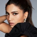 Bhumi Pednekar Instagram - Lights, camera, action! 🎬 @maccosmeticsindia #MACLovesBhumi