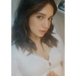 Bhumi Pednekar Instagram - Stuck in traffic,but my mood is lit! #weekend #mood #saturday