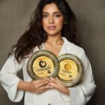 Bhumi Pednekar Instagram - One for #CovidWarrior, One for #BadhaaiDo, both for posterity & hope. Thank you for the honour #AsiaOneAwards and the distinguished jury that acknowledged our work. I truly hope I could have been present in person in London to receive these. This one is dedicated to every covid warrior that became a part of our efforts. Thank you for relentlessly & selflessly working in those hard times. And Ofcourse my entire Badhaai Do family. We’ve touched many lives and should be so proud🙏❤️🏳️‍🌈 @asiaonecom @joshwarriors