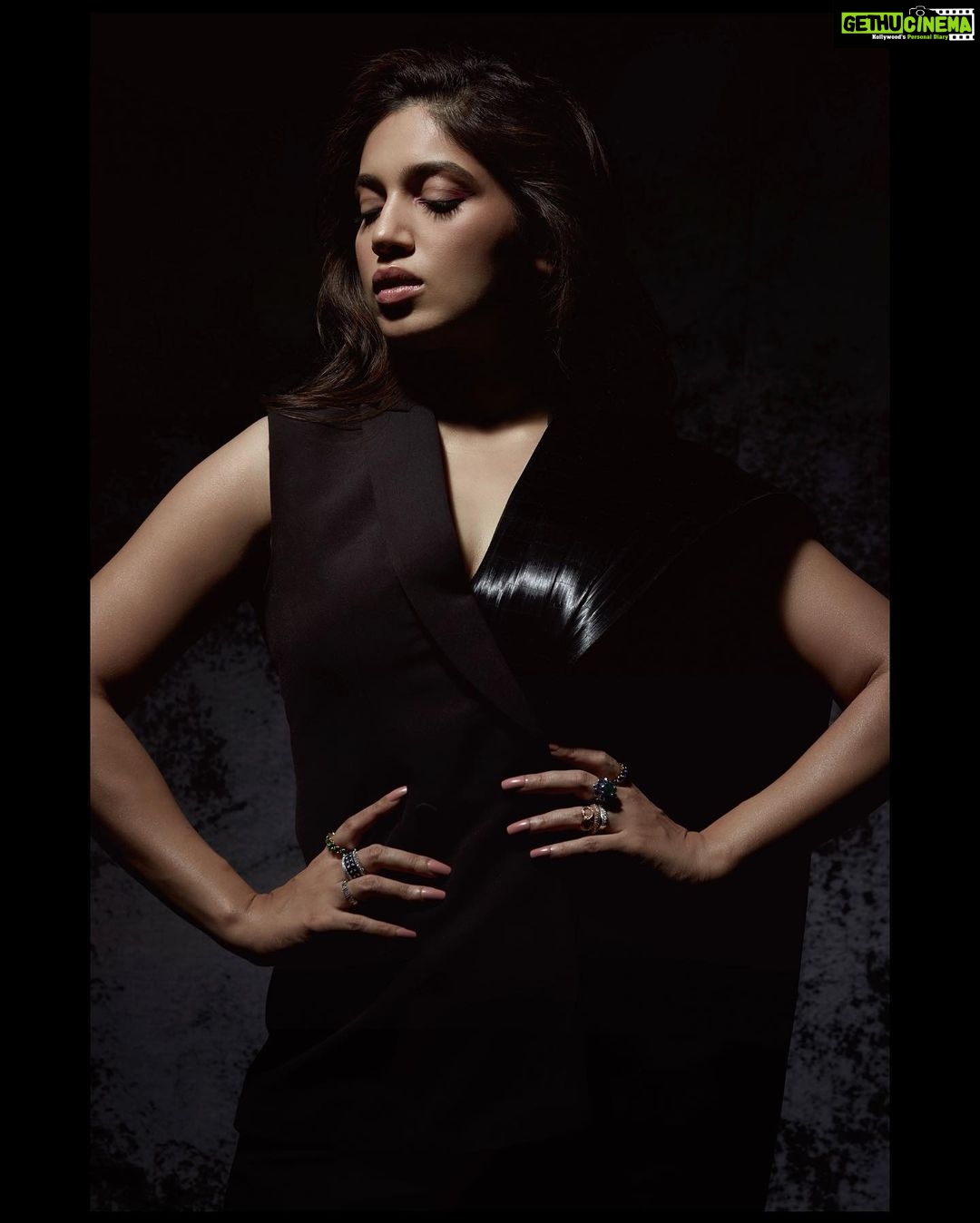 Bhumi Pednekar Instagram - Classic 🖤 . . . #black #stylefile #love #morning