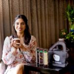 Bhumi Pednekar Instagram - Ayurvedic Home Remedies have always been our grandmother’s & mother’s go-to solution to just about any concern we have!  And so I tried @mothersparsh Dashmool Hair Lep, a secret to healthy hair that all grandmothers swear by!  Enriched with Dashamoola, Curry leaves, Methi, Bhringaraj, Bakuchi, the application of Hair Lep is an age-old Ayurvedic ritual that is easy to use & essential to repair the holistic health of the hair & alleviate hair fall. Give your hair the care and attention it needs by indulging in @mothersparsh Intense Hair Treatment Kit Ritual including their 30 Herbs Hair Oil, Jabapushp Hair Cleanser & Conditioner to encourage healthy hair growth & preserve hair’s natural color, all from the comfort of your home. Use MY COUPON CODE - BHUMI20 TO AVAIL EXTRA 20% OFF on Mother Sparsh's website. . . . #mothersparsh #ayurvedaforhairhealth #vocalforlocal