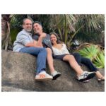 Bhumi Pednekar Instagram – A very special film & a very special reunion. Am supremely excited to be collaborating again with two of my favourite creative powerhouses & humans. Am full of gratitude to be a part of this special, heart-touching story #RakshaBandhan
@akshaykumar @aanandlrai #himanshusharma @kanika.d #alkahiranandani #capeofgoodhopefilms @cypplofficial
#SirfBehneDetiHai100PercentReturn