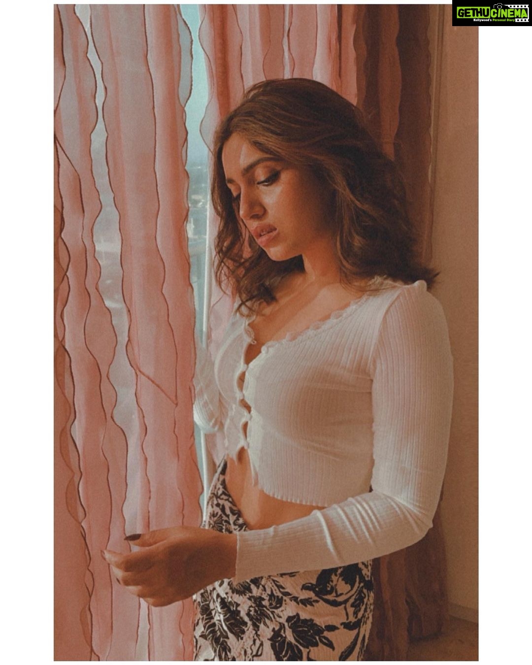 Bhumi Pednekar Instagram - Am waiting 🦋 #quarantinelife