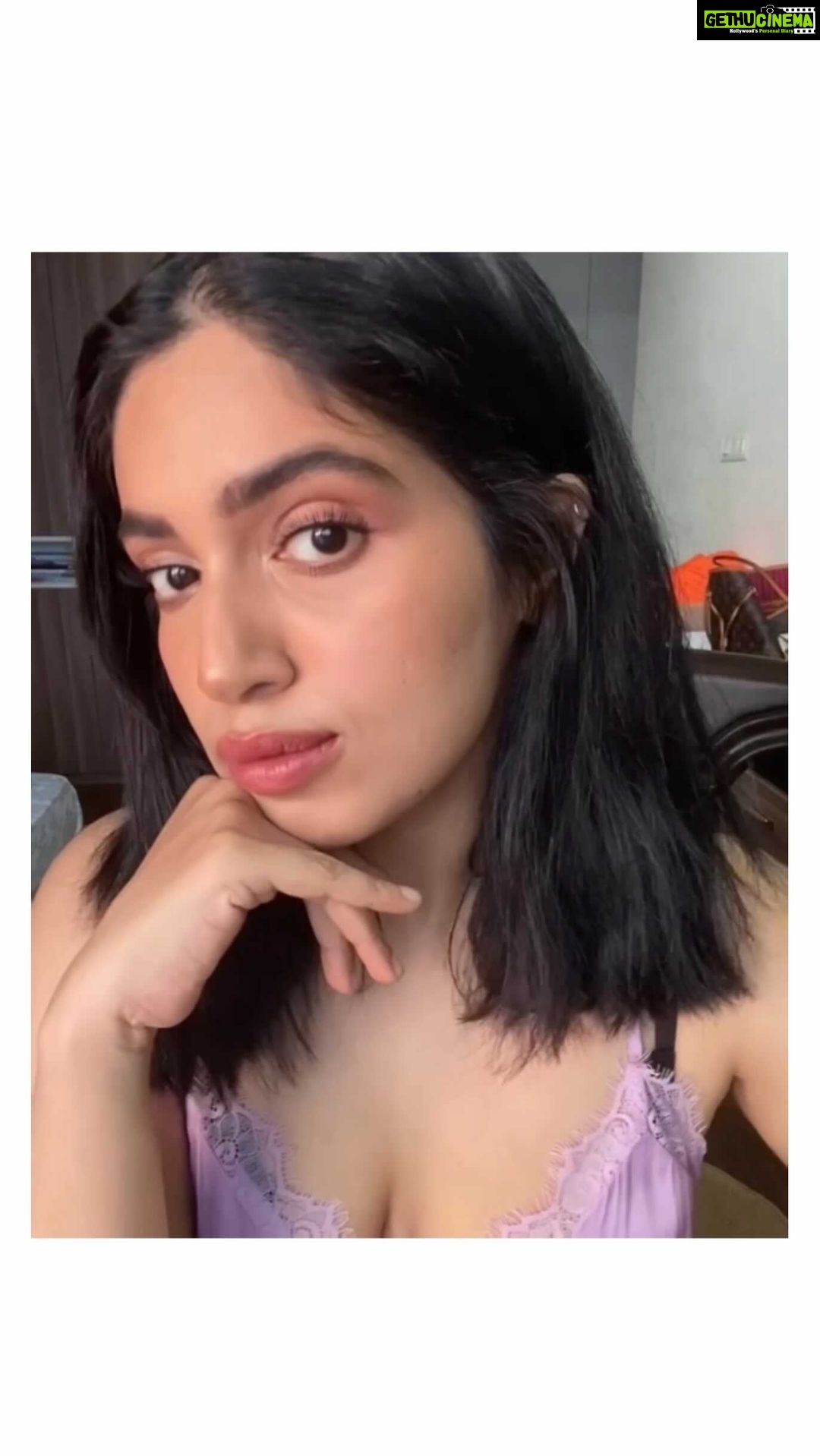 Bhumi Pednekar Instagram - Sunday’s are for fun 🦄 . . . #Beauty #Love #Makeup #BBeauty #JustForFun #Sunday #reelitfeelit