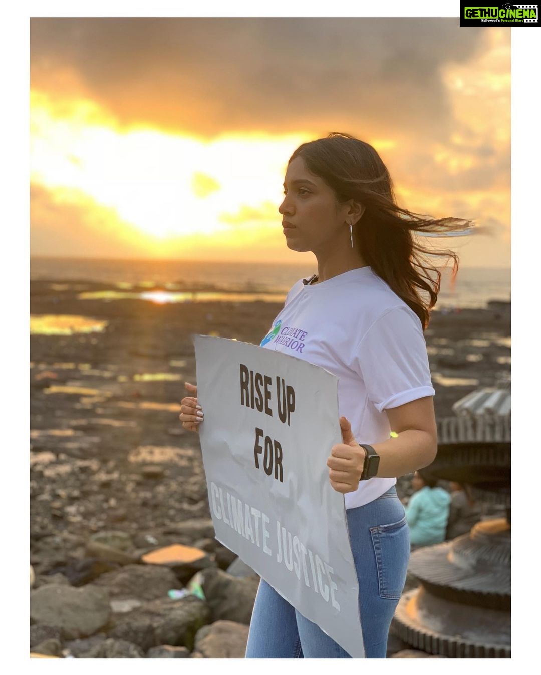 Bhumi Pednekar Instagram - Sharing a dump of pictures that explains my tryst with nature 🌱 Keep scrolling... #ClimateWarrior #GenerationRestoration #WorldEnviornmentDay