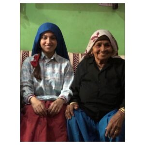 Bhumi Pednekar Instagram - Chandro Dadi ❤️ Am so saddened by the demise of Chandro Tomar dadi Aka Shooter Dadi Chandro. Truly feels like a part of me has gone. A part of family has gone. She lived a life full of greatness and impacted so many lives. Questioned patriarchy and broke every shackle of ageism. Her legacy will live on in all those girls whom she became a role model for. I feel extremely lucky that I got a chance to portray her on screen. It was this process of becoming her that taught me so much about life and being a woman. It felt like I am her. Courage, compassion, kindness and a smile on her is how she lived her life. An ace air pistol shooter, a phenomenal teacher a voracious speaker and a nurturer. She will be missed deeply. My condolences to her family and all her well wishers :) #TannBudhaHotaHaiMannBudhaNahiHota
